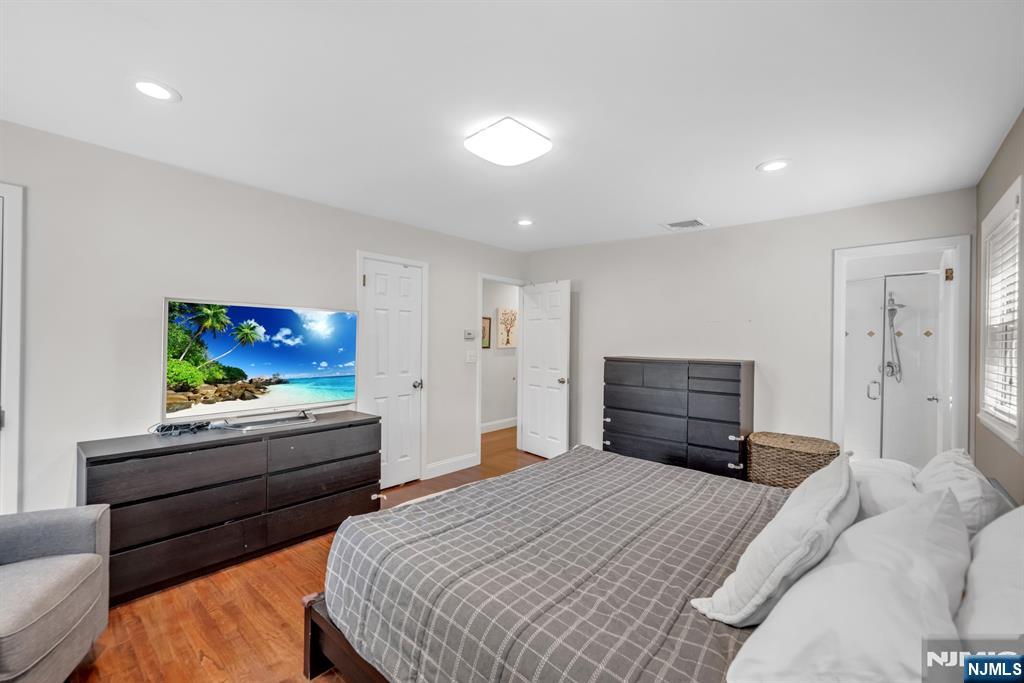 364 Knickerbocker Road, Cresskill, NJ 07626 Listing Photo  22