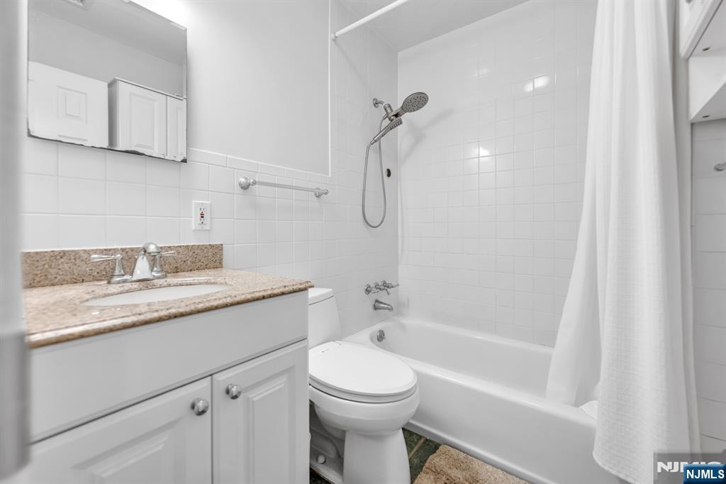 364 Knickerbocker Road, Cresskill, NJ 07626 Listing Photo  29