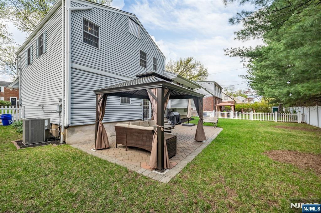 364 Knickerbocker Road, Cresskill, NJ 07626 Listing Photo  43