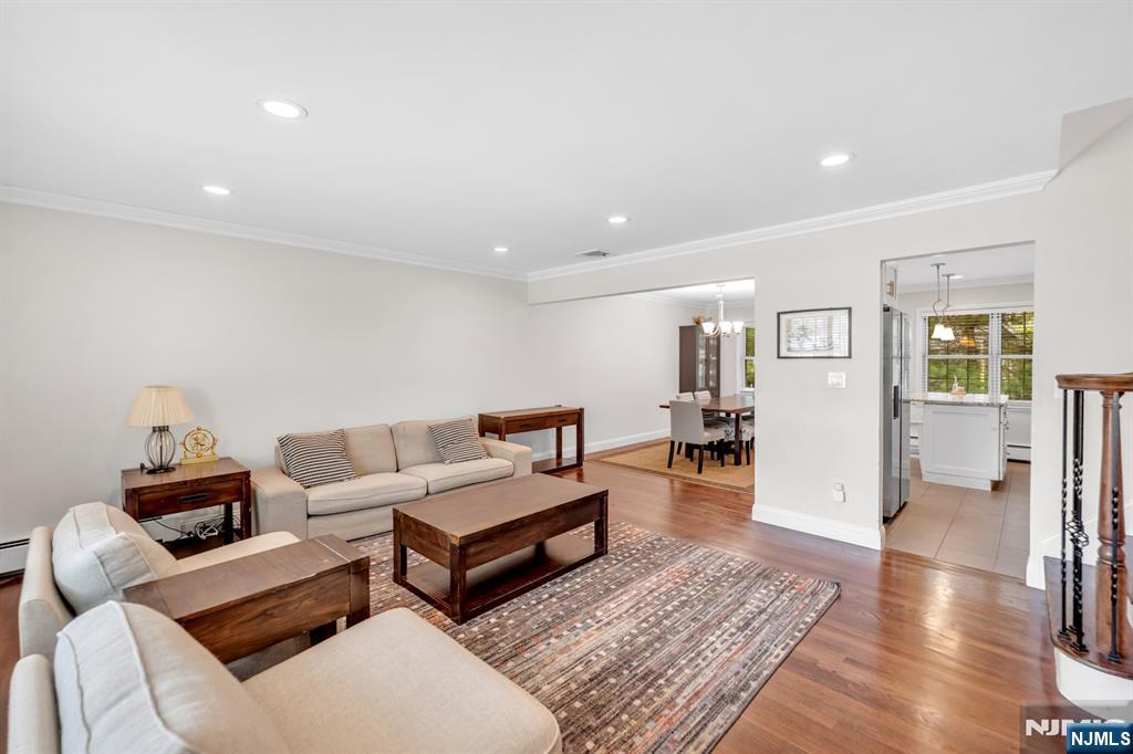 364 Knickerbocker Road, Cresskill, NJ 07626 Listing Photo  5