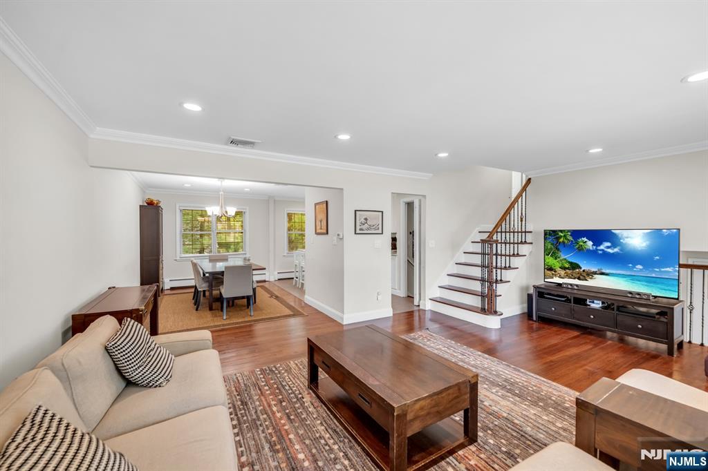 364 Knickerbocker Road, Cresskill, NJ 07626 Listing Photo  7