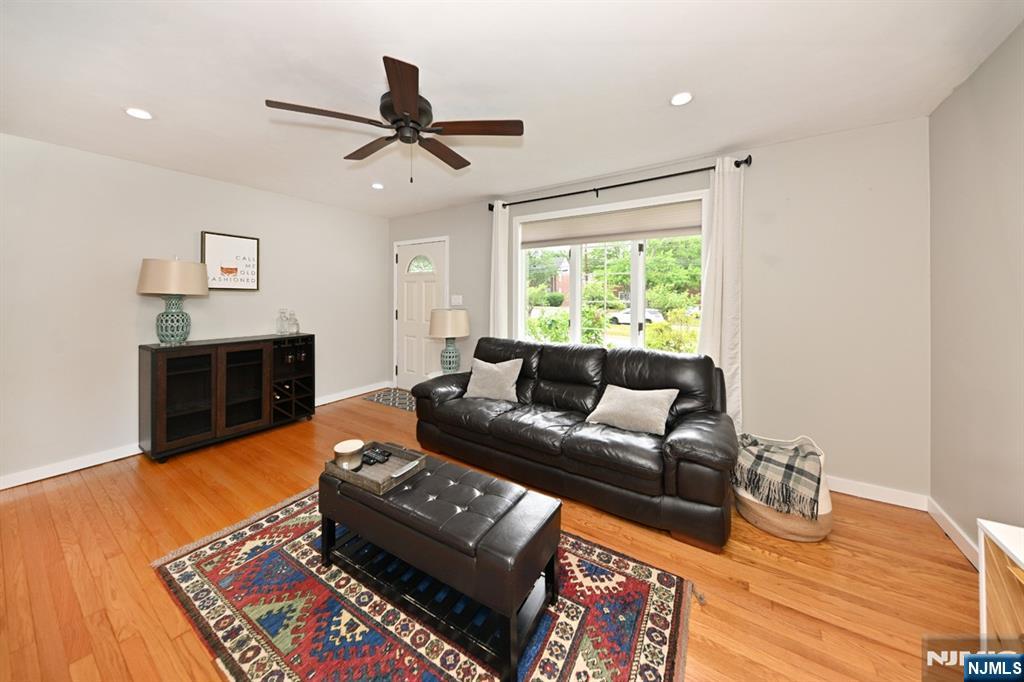 575 Allwood Road - Photo 4