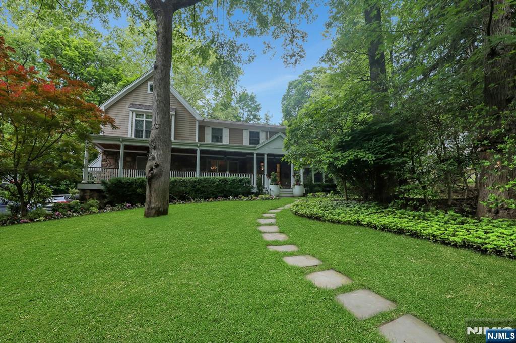 245 Allison Court - Photo 2