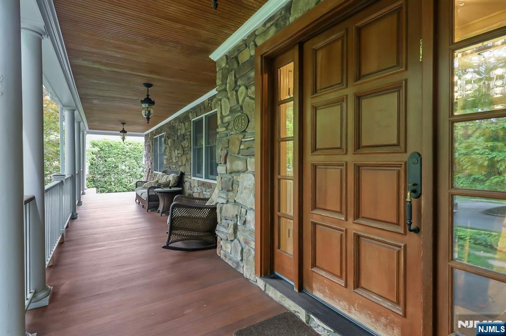 245 Allison Court - Photo 4