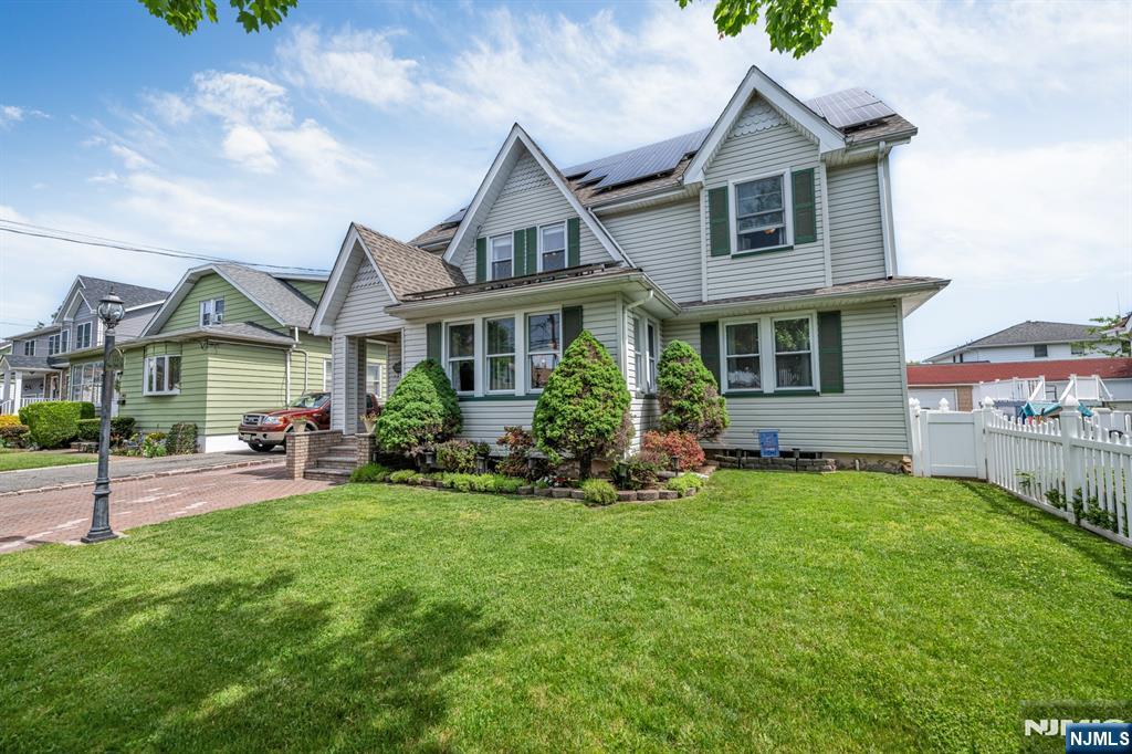 Homes for sale in Wood Ridge, NJ | 395 Wood Ridge Ave, Wood Ridge, NJ 07075 | MLS# 26019343