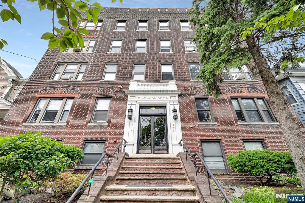 115 Highland Avenue #10