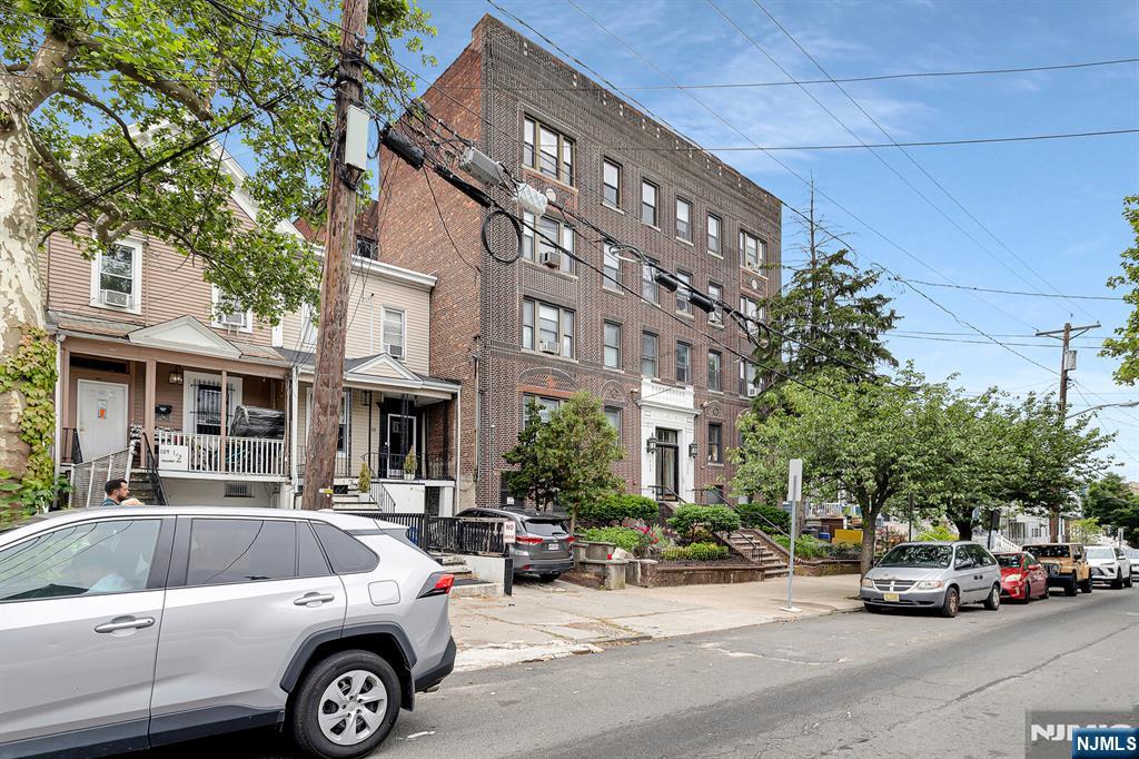 115 Highland Avenue #10