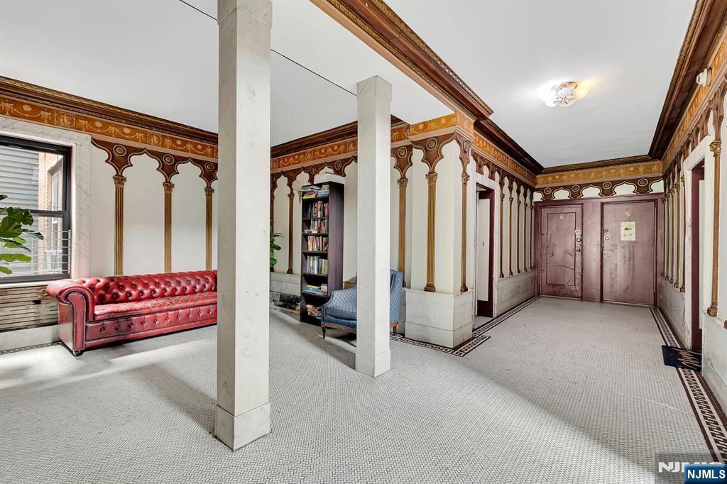 115 Highland Avenue 10 - Photo 5