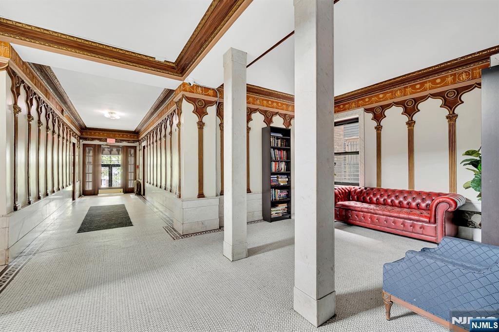 115 Highland Avenue #10