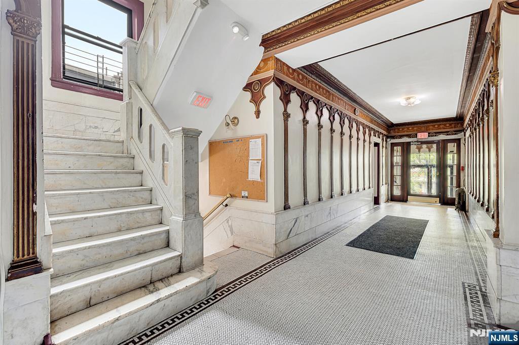 115 Highland Avenue #10