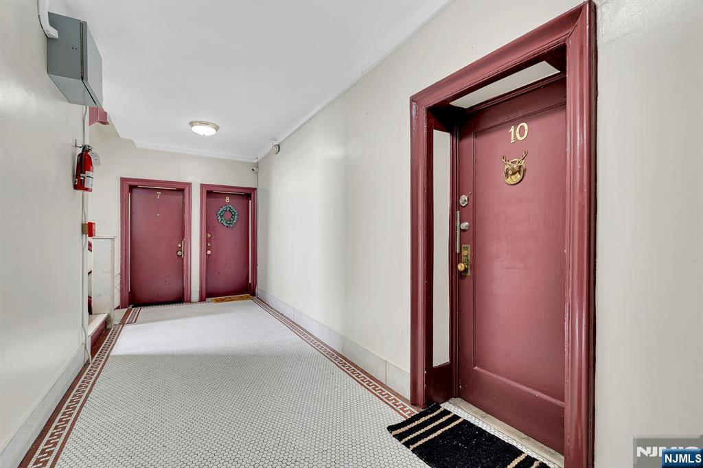 115 Highland Avenue #10