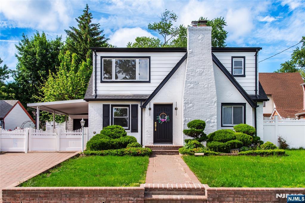 421 Tryon Ave, Englewood, NJ 07631