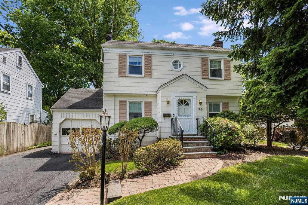 26 Crestview Hill Road - Photo 1