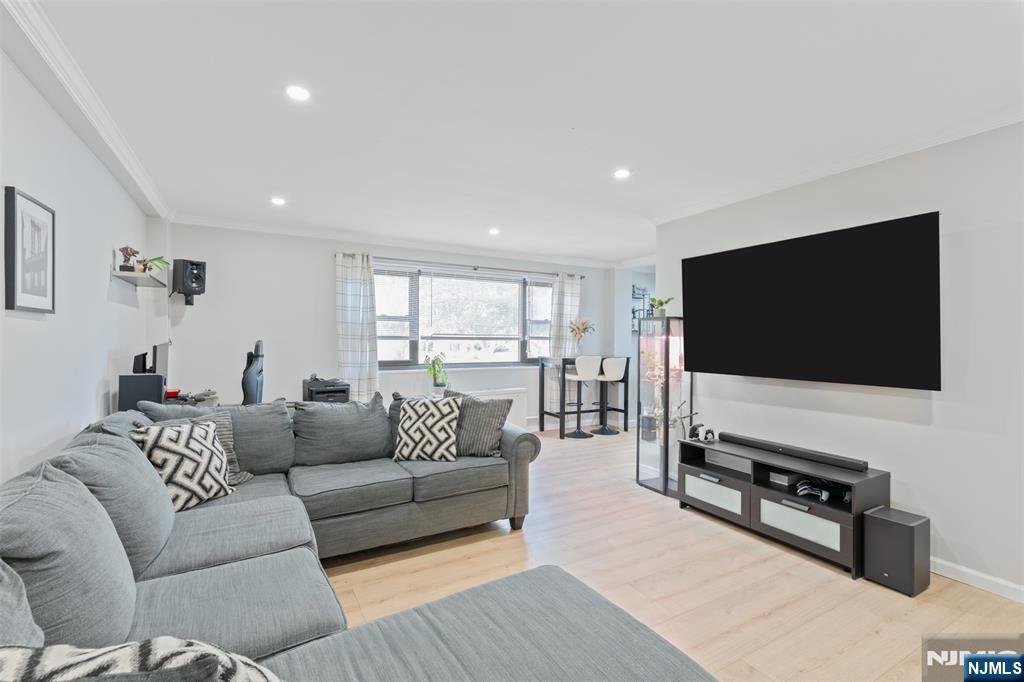 25 Grand Avenue 1E - Photo 4
