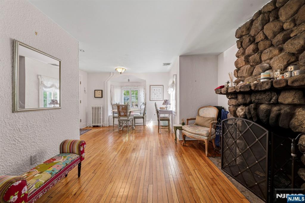 716 Colonial Road - Photo 5