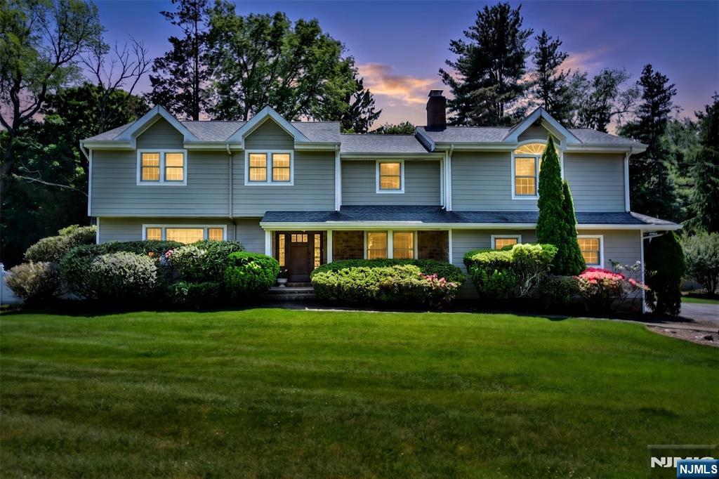 3 Avon Place - Photo 2