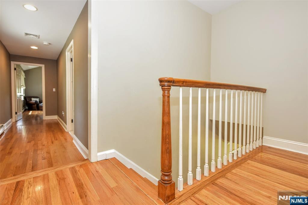 HALLWAY LEADING TO MAIN SUITE