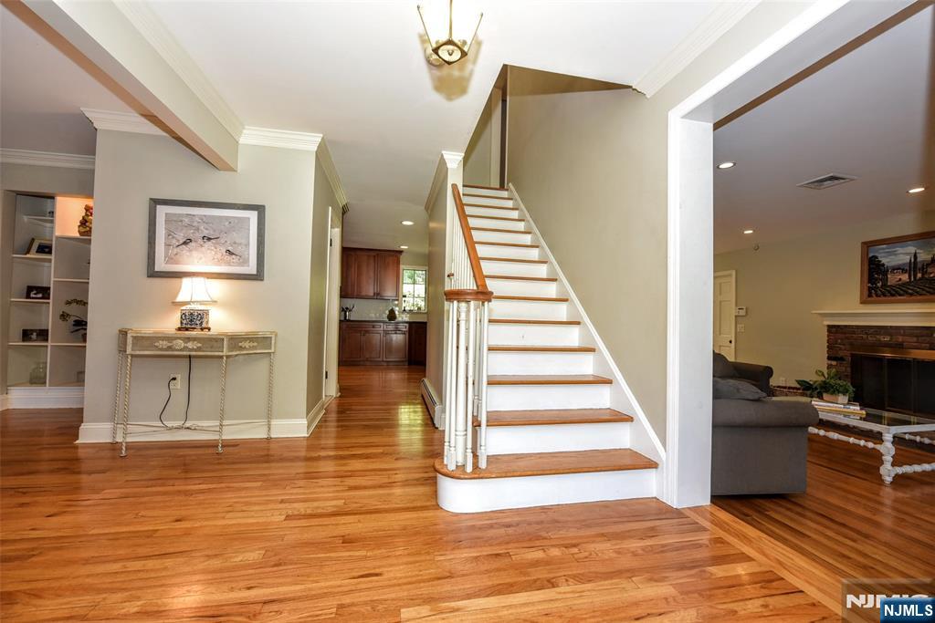 3 Avon Place - Photo 4