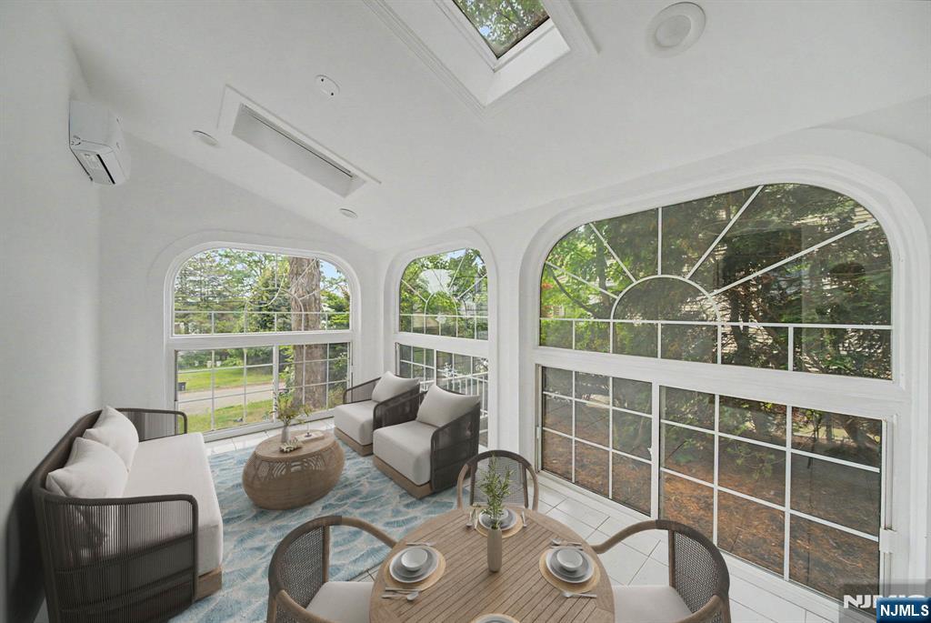 433 Louisa Avenue - Photo 1