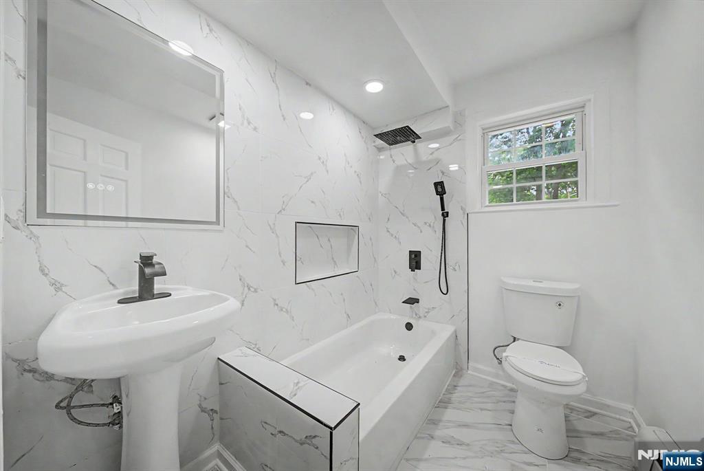 433 Louisa Avenue — photo 15