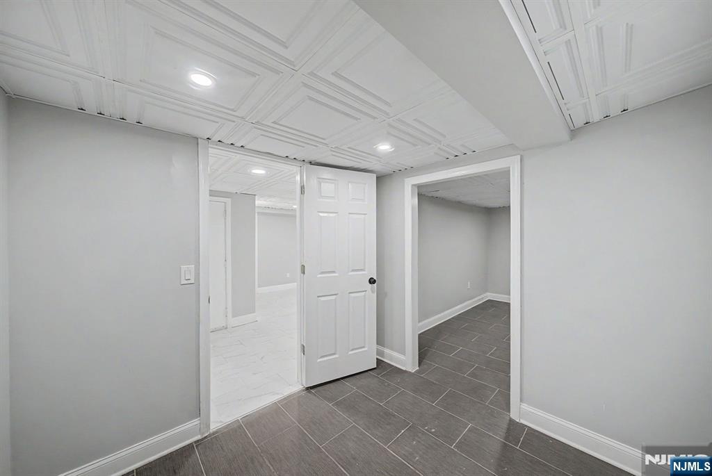 433 Louisa Avenue — photo 36