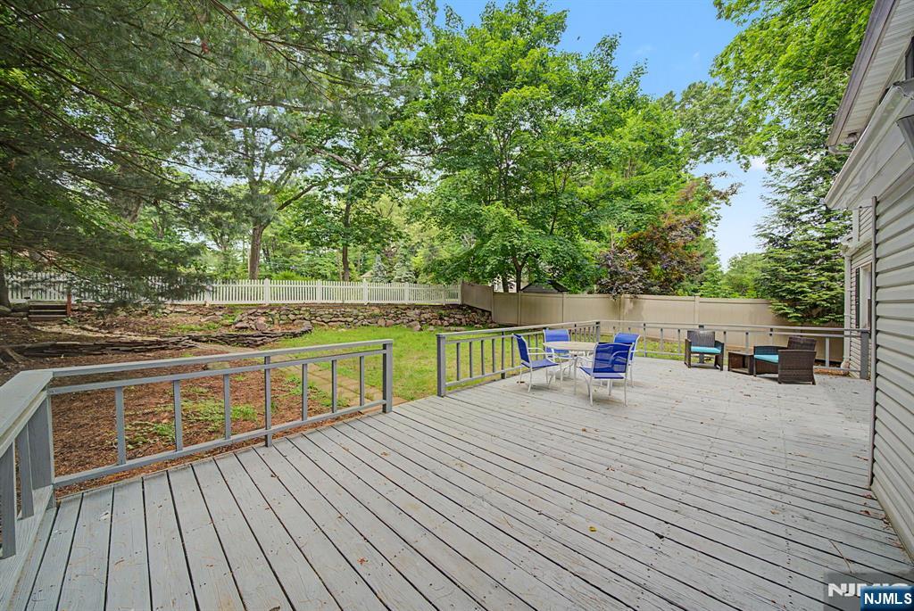 433 Louisa Avenue — photo 43