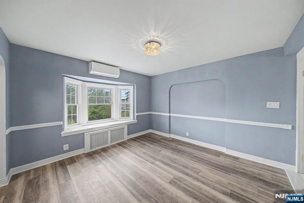 433 Louisa Avenue — photo 8