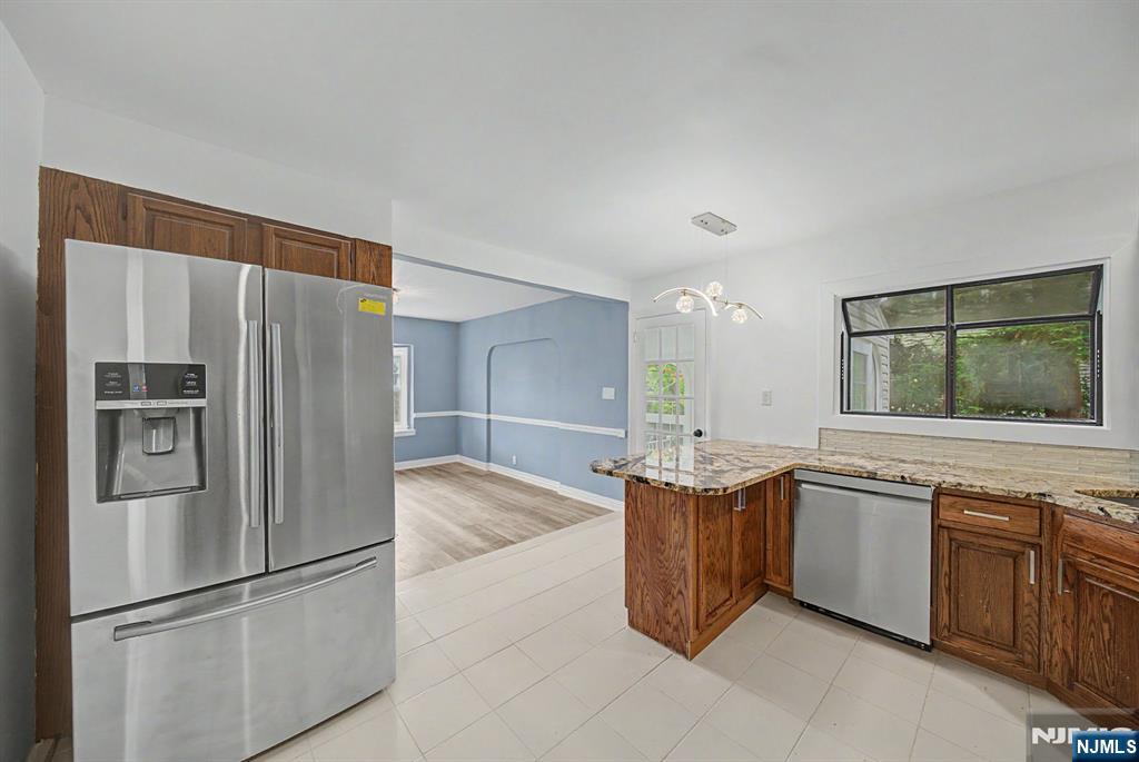 433 Louisa Avenue — photo 10