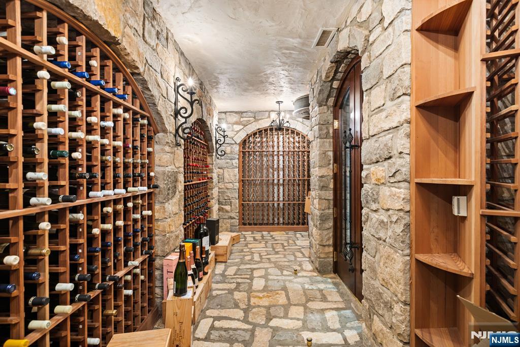 11 Elden Drive, Saddle River, NJ 07458 Listing Photo  24