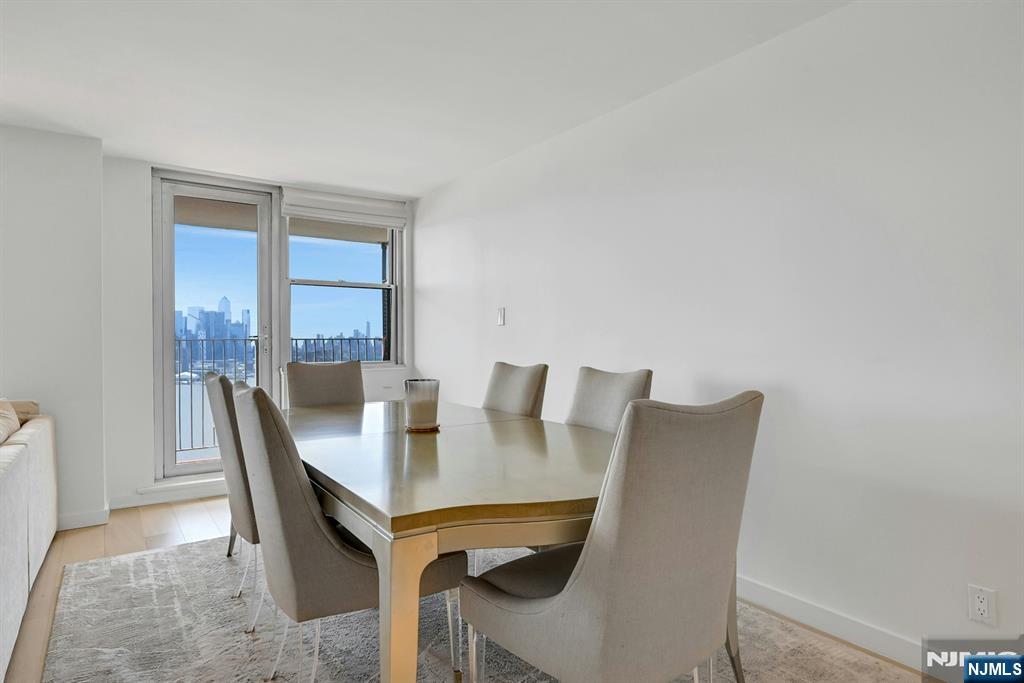 6040 Boulevard East, #31E, West New York, NJ 07093 Listing Photo  5