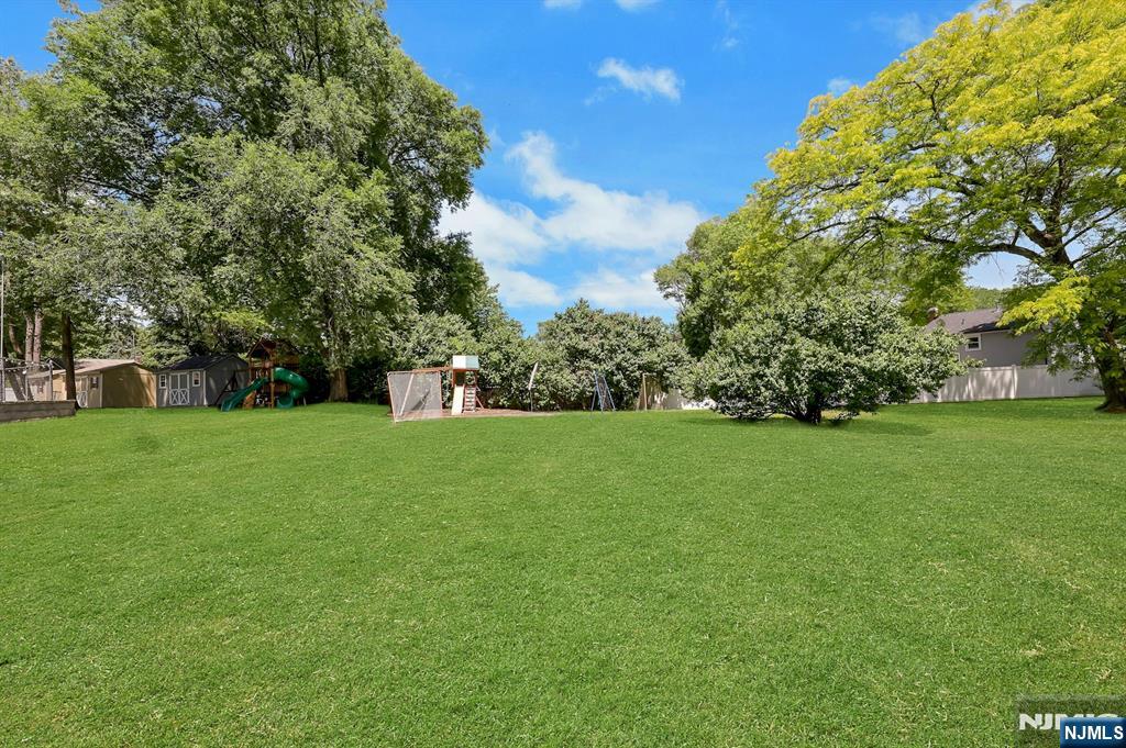 711 Pine Lake Drive — photo 48