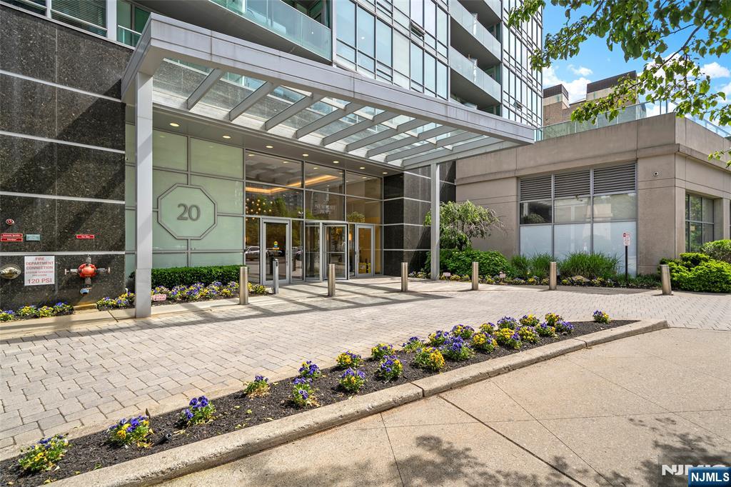 20 Newport Parkway #2311 — photo 3