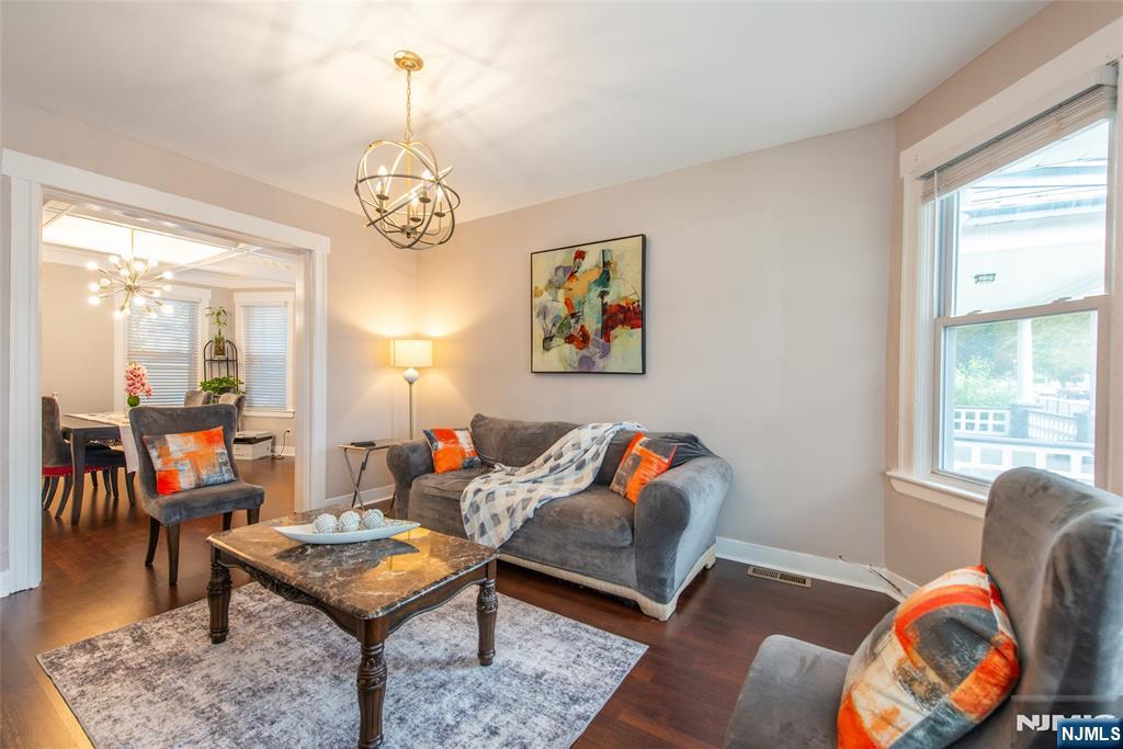 26 22nd Street - Photo 5