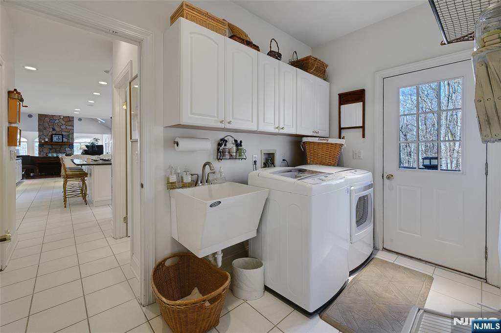 Convenient First Floor Laundry/Mudroom