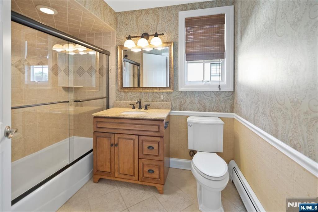 454 Hasbrouck Boulevard — photo 31