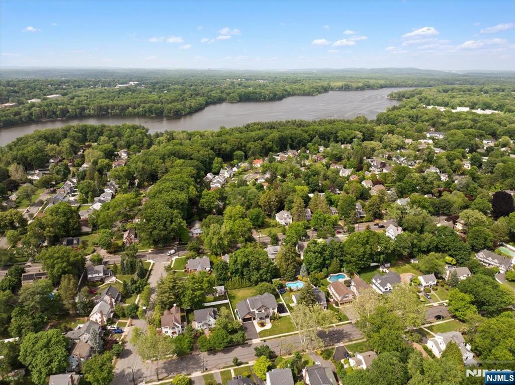454 Hasbrouck Boulevard — photo 43
