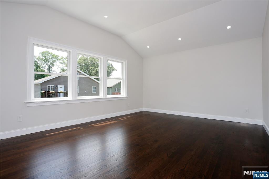 14 Byrne Place — photo 28