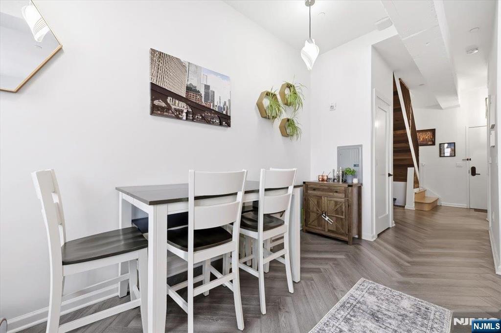 142 Charles Street 403 - Photo 5