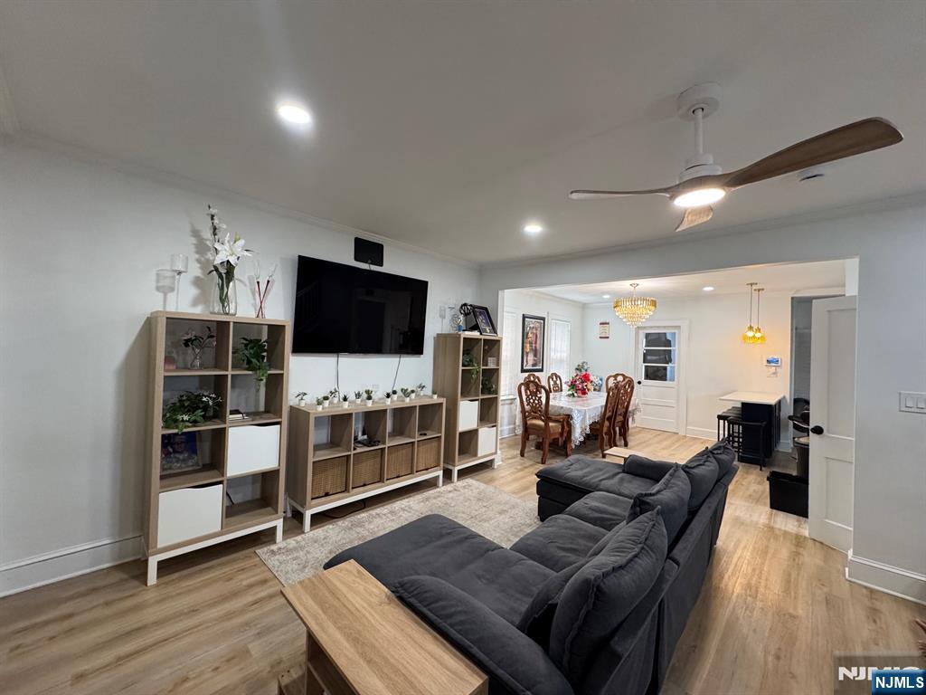 245 Linden Avenue - Photo 2