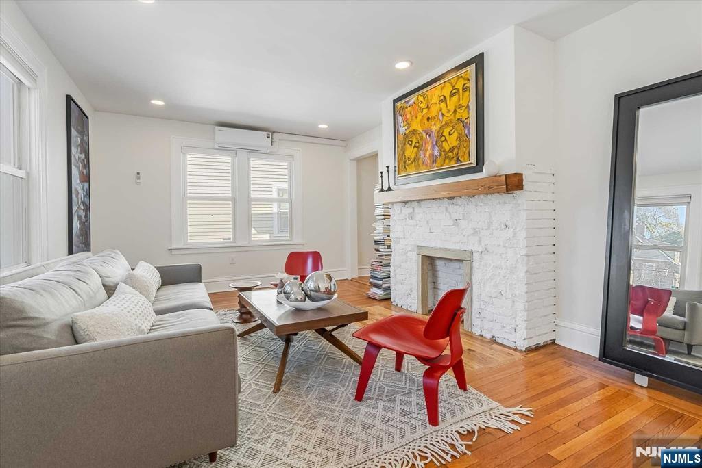 46 James Street - Photo 2