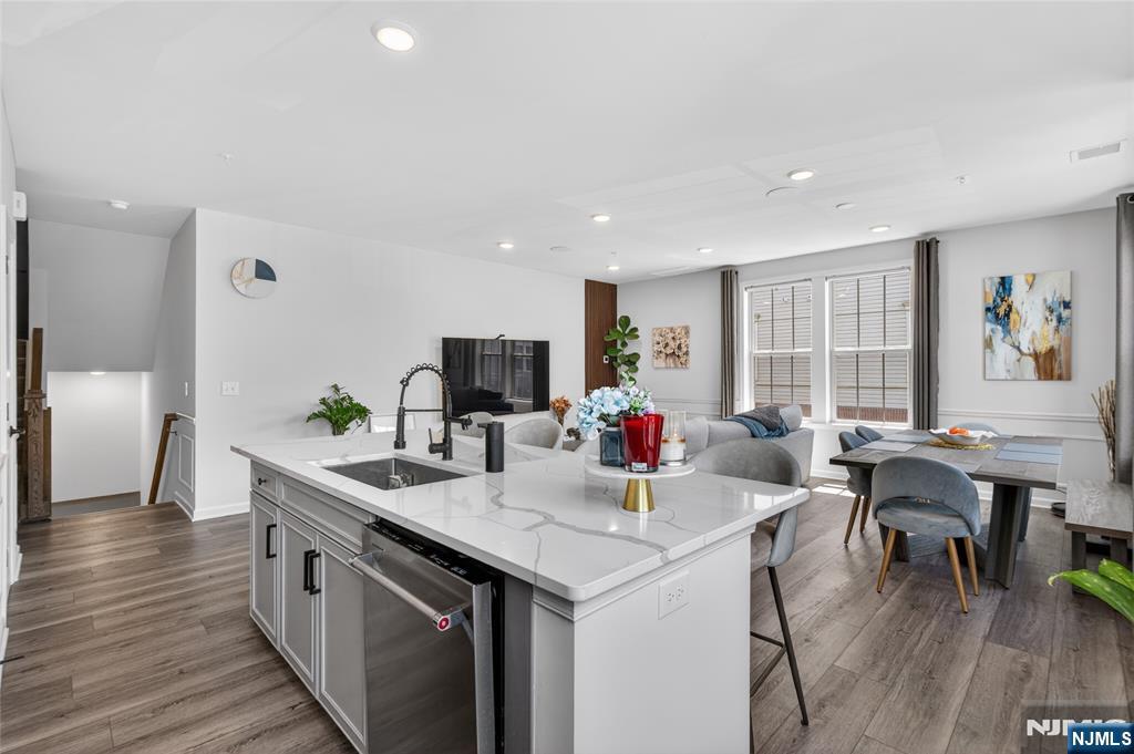 29 Arnold Drive - Photo 4