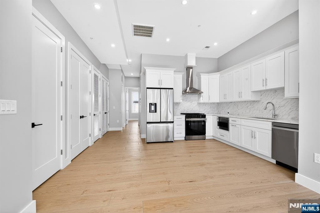 126 De Kalb Avenue 1 - Photo 4