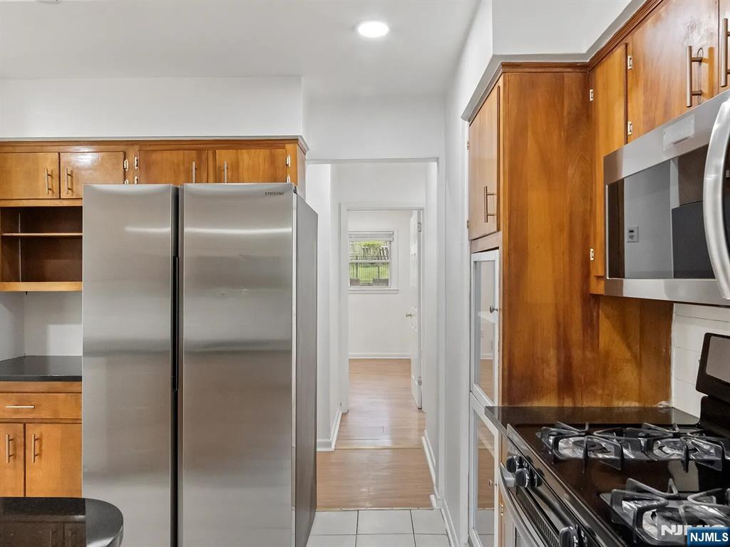 168 County, Cresskill, NJ 07626 Listing Photo  13
