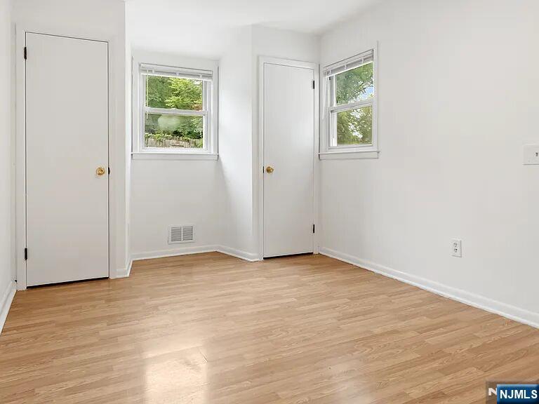168 County, Cresskill, NJ 07626 Listing Photo  20