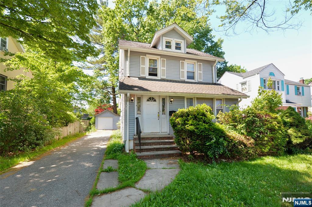 144 Degraw Avenue - Photo 1
