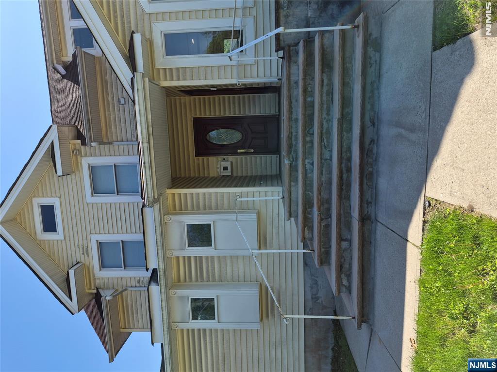 28 Ivy Lane - Photo 1