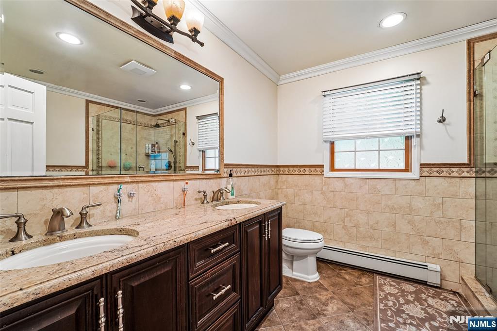 105 Deerhorn Court — photo 25