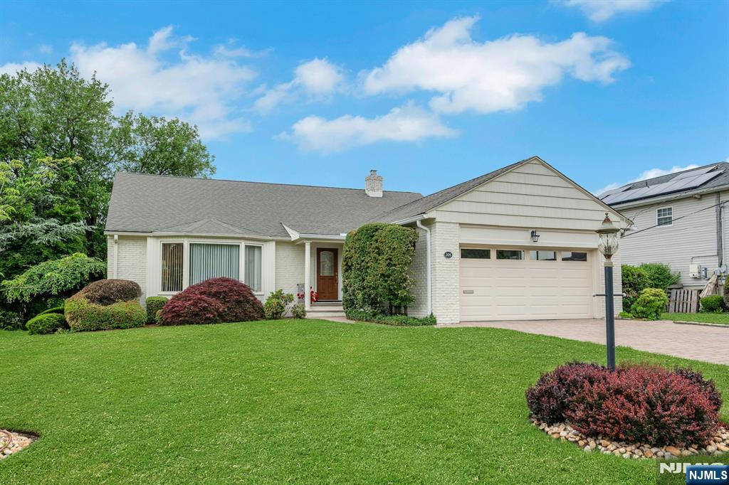 205 Haddenfield Road - Photo 1