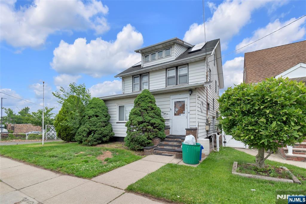 152 Schuyler Avenue - Photo 2