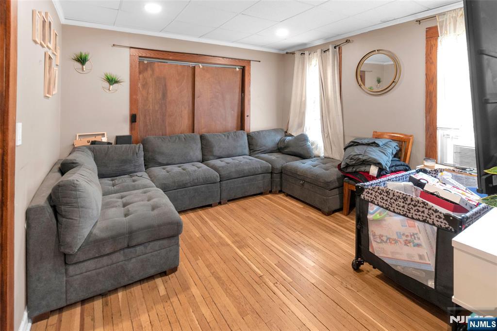 152 Schuyler Avenue - Photo 3